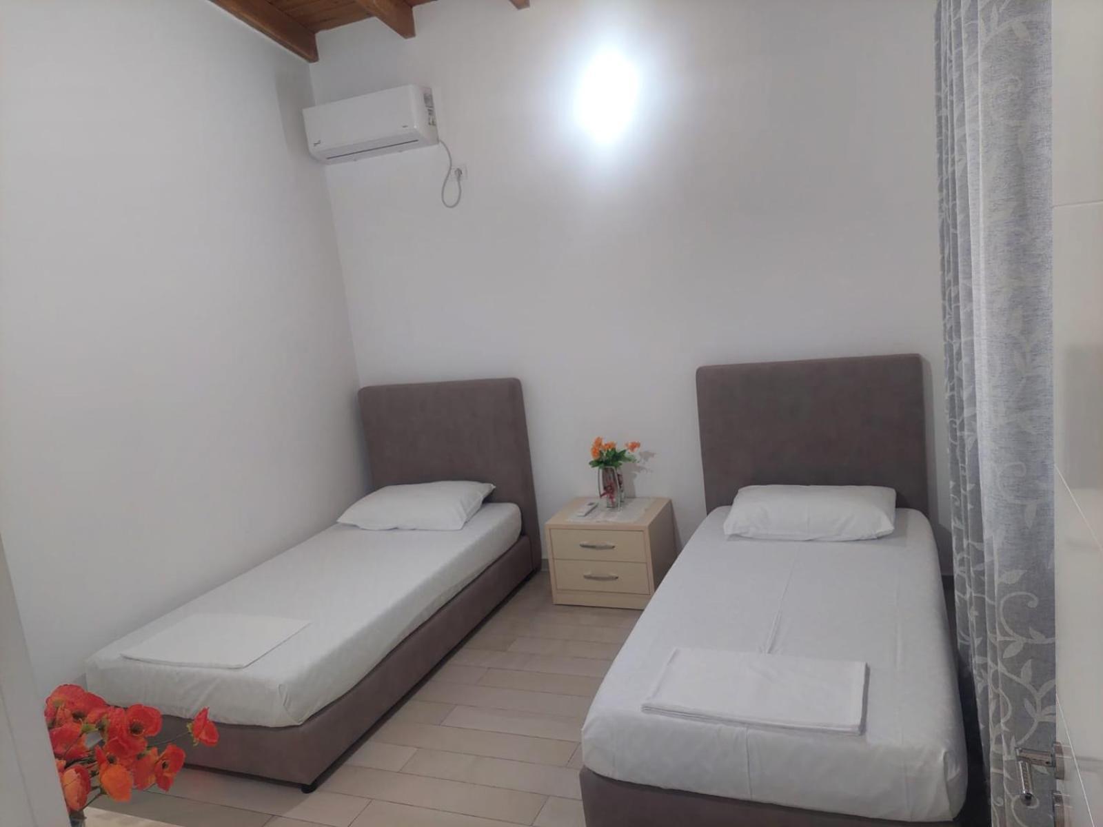 Villa 69 - Jonufer Kanine Экстерьер фото